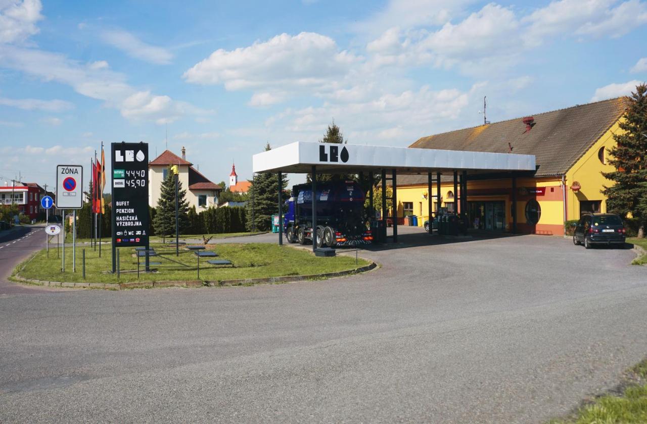 Leo - Penzion Jevišovice Esterno foto